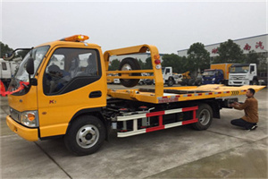 裕民哪里有拖车服务